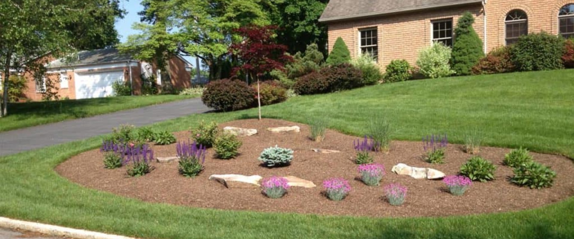Why landscaping is a good job?