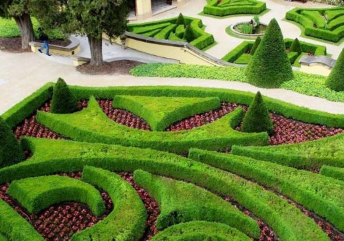 What are the cons of being a landscape designer?